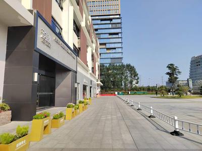 深圳市石岩官田地铁口200米写字楼招租